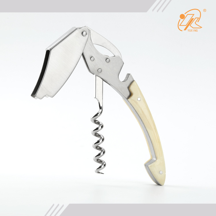 High quality wholesale 3 in 1 wine opener corkscrew wine key kitchen accessories bar accessories with ox horn handle for bar